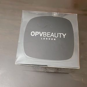 BN OPVBeauty London Setting Powder shade Medium, full size